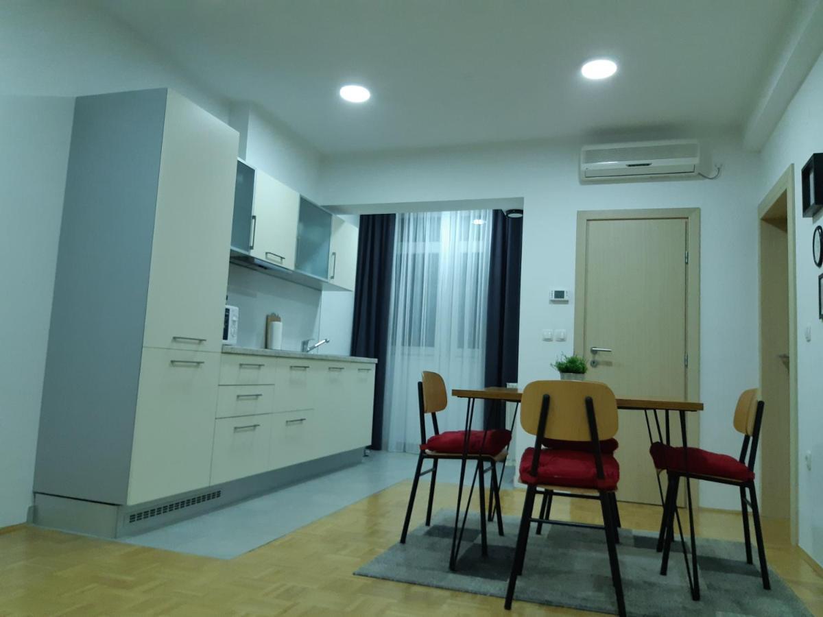 For5 Διαμέρισμα Ðakovo Εξωτερικό φωτογραφία